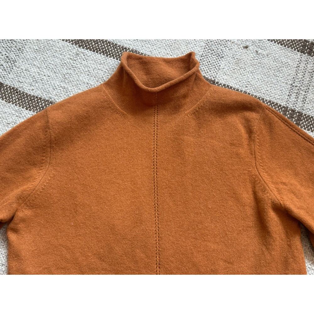 Saks Fifth Avenue 100% Cashmere Sweater Medium Burnt Orange Knit High Mock Neck - Picture 2 of 7